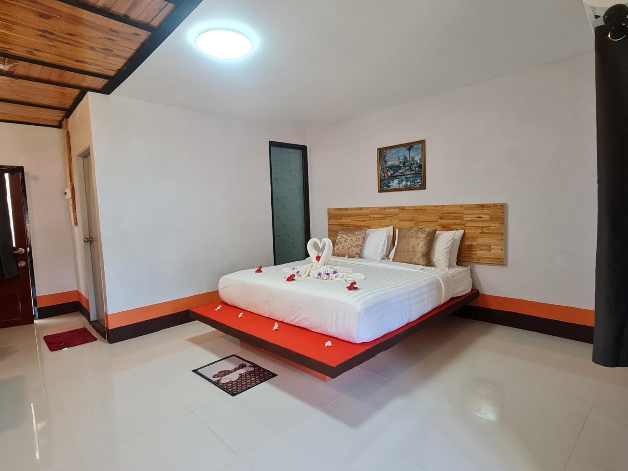 Hotel Mookboonchu ,kohmook Trang 2*