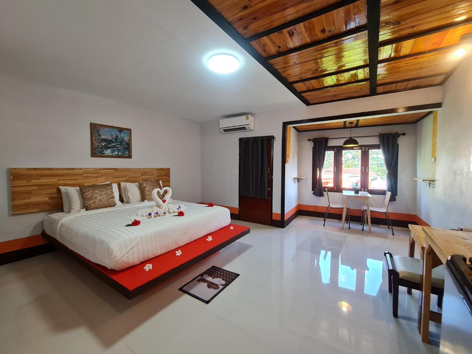Mookboonchu ,kohmook Trang Hotel