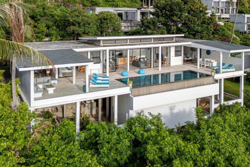 Ayana - Amazing View Villa *