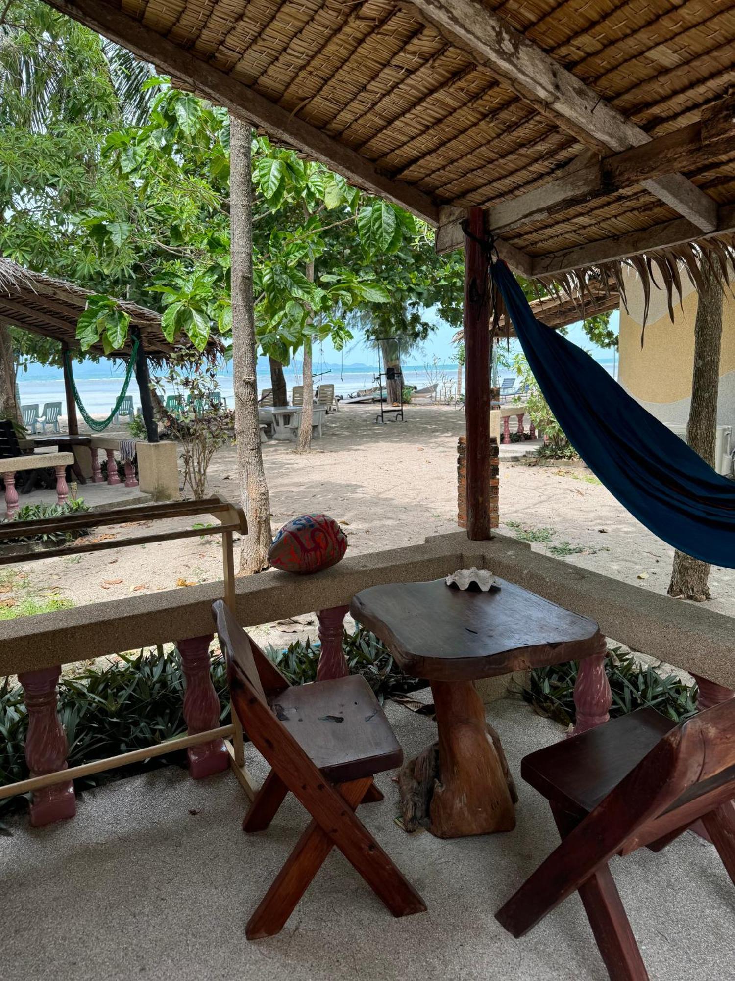 Seaside Siesta * Ko Pha Ngan