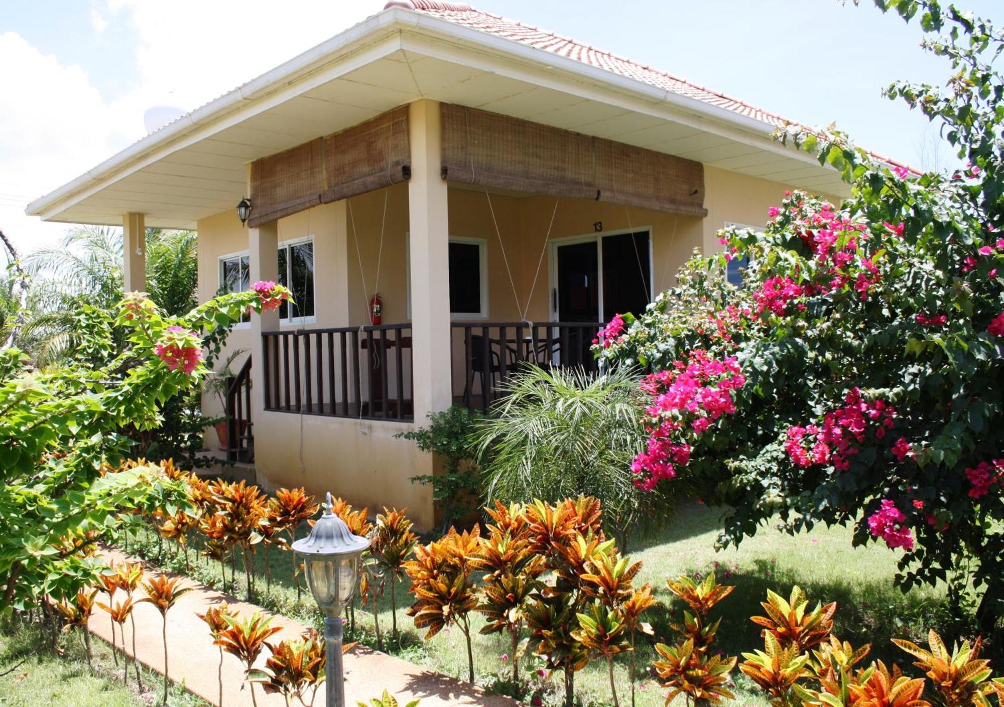 Ao Thai Resort 4*