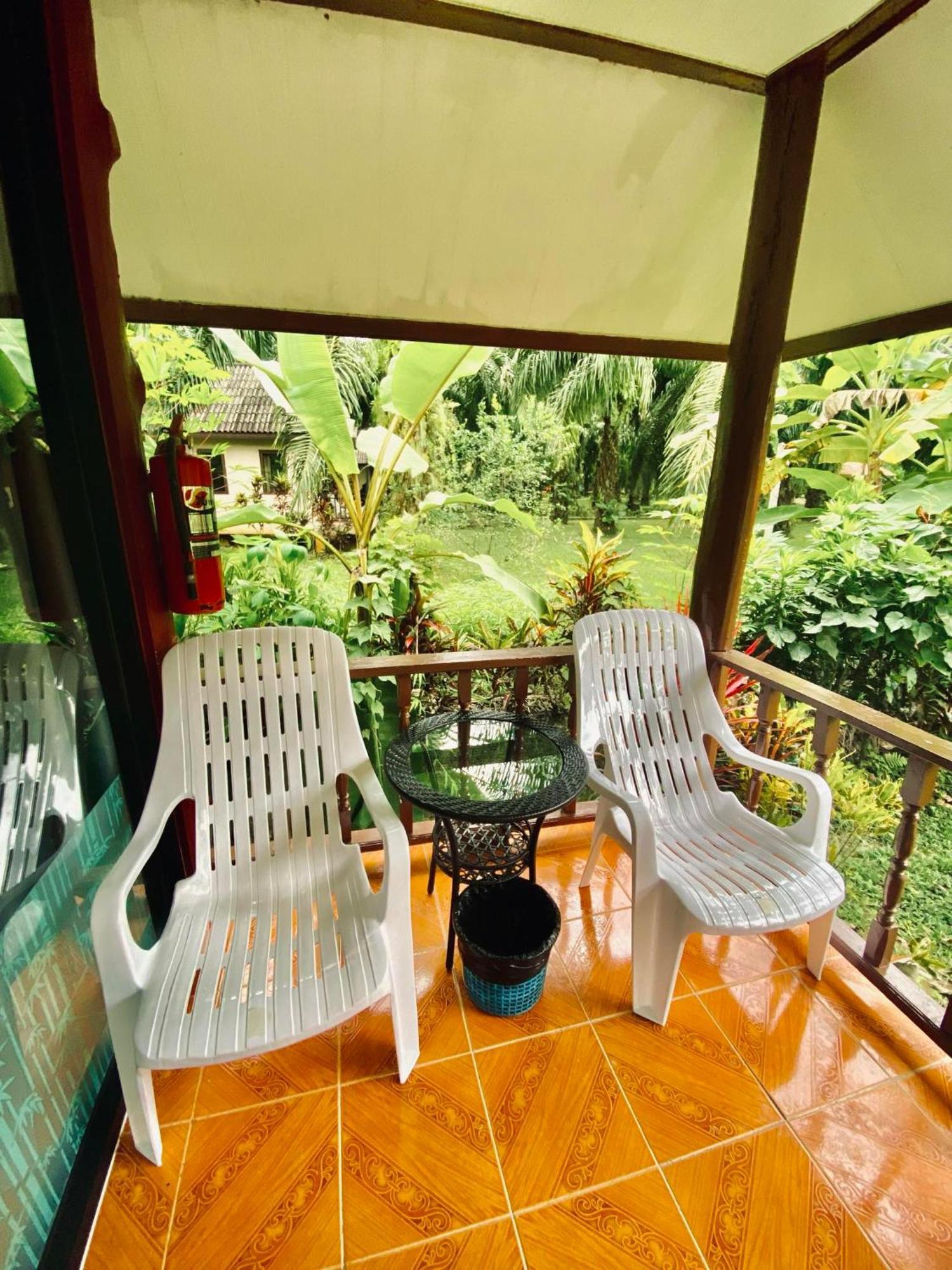 Khao Sok Nung House Resort