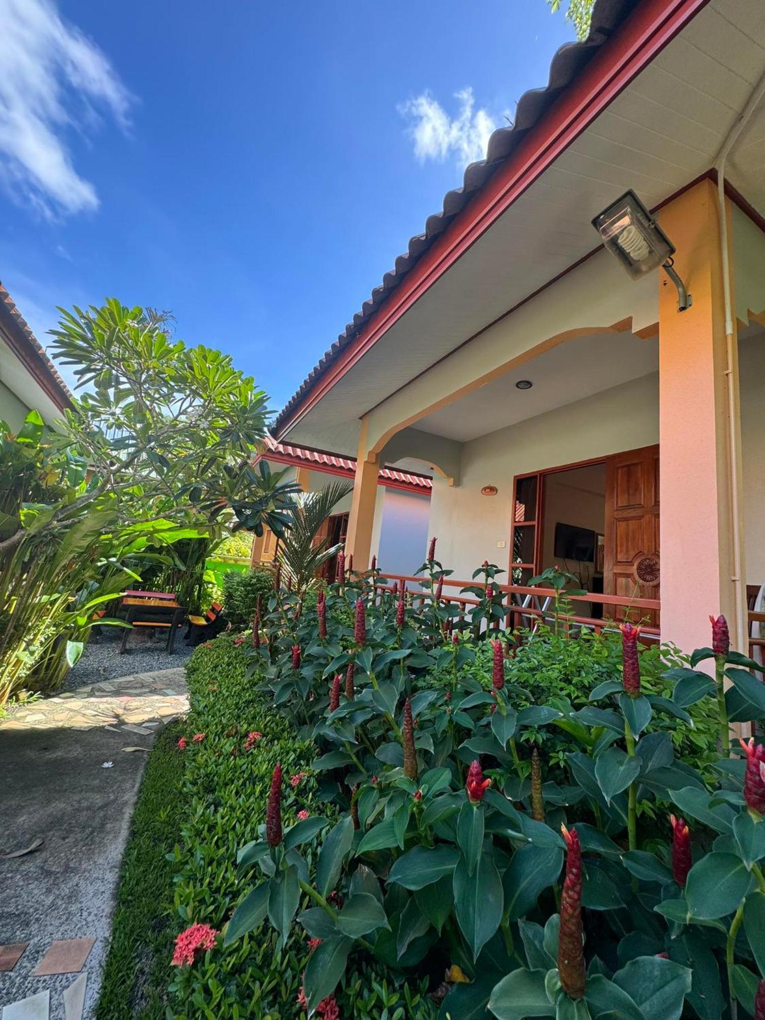 Boonya Resort 2*