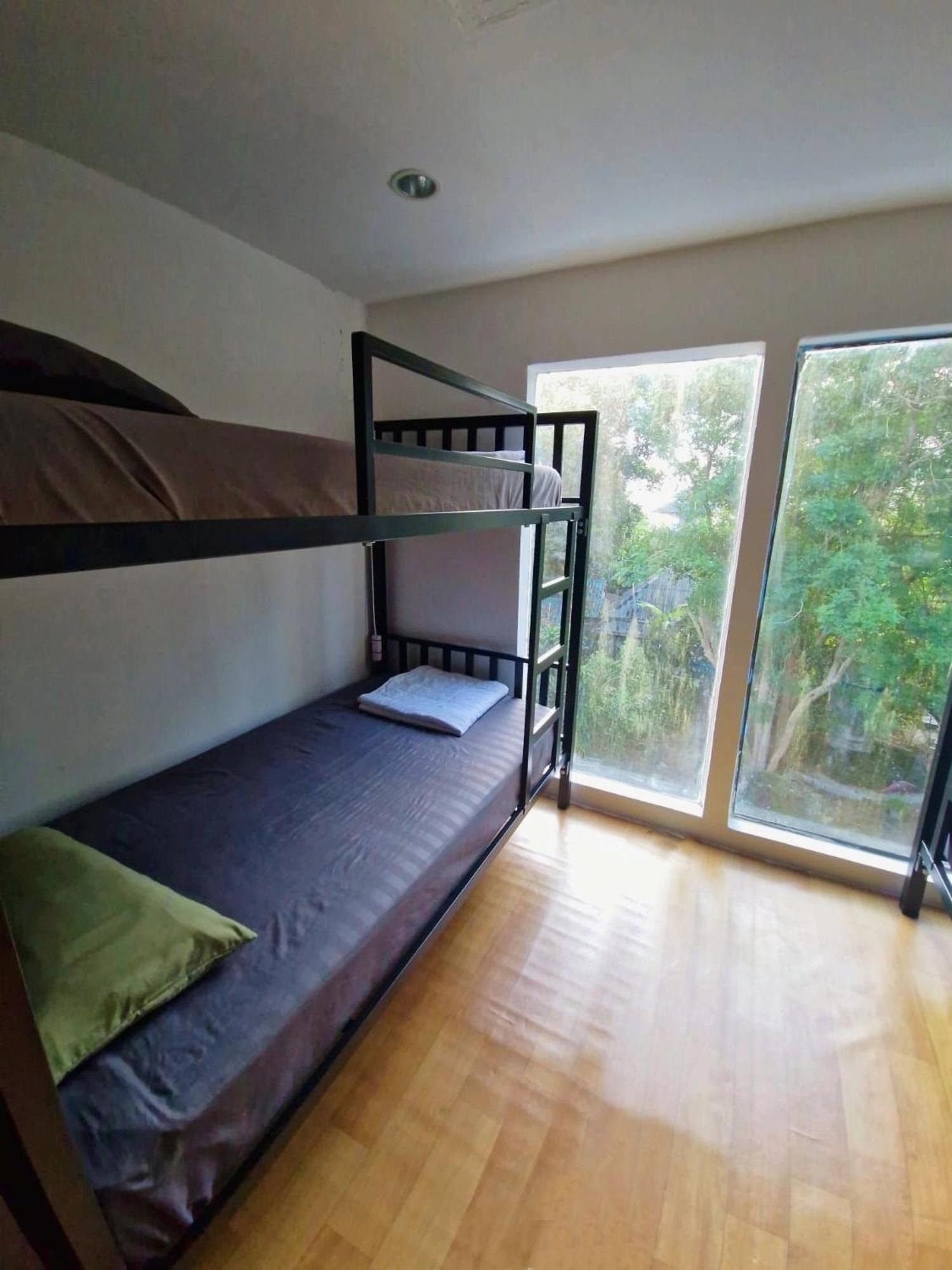 Moov Garden Hostel Koh Tao