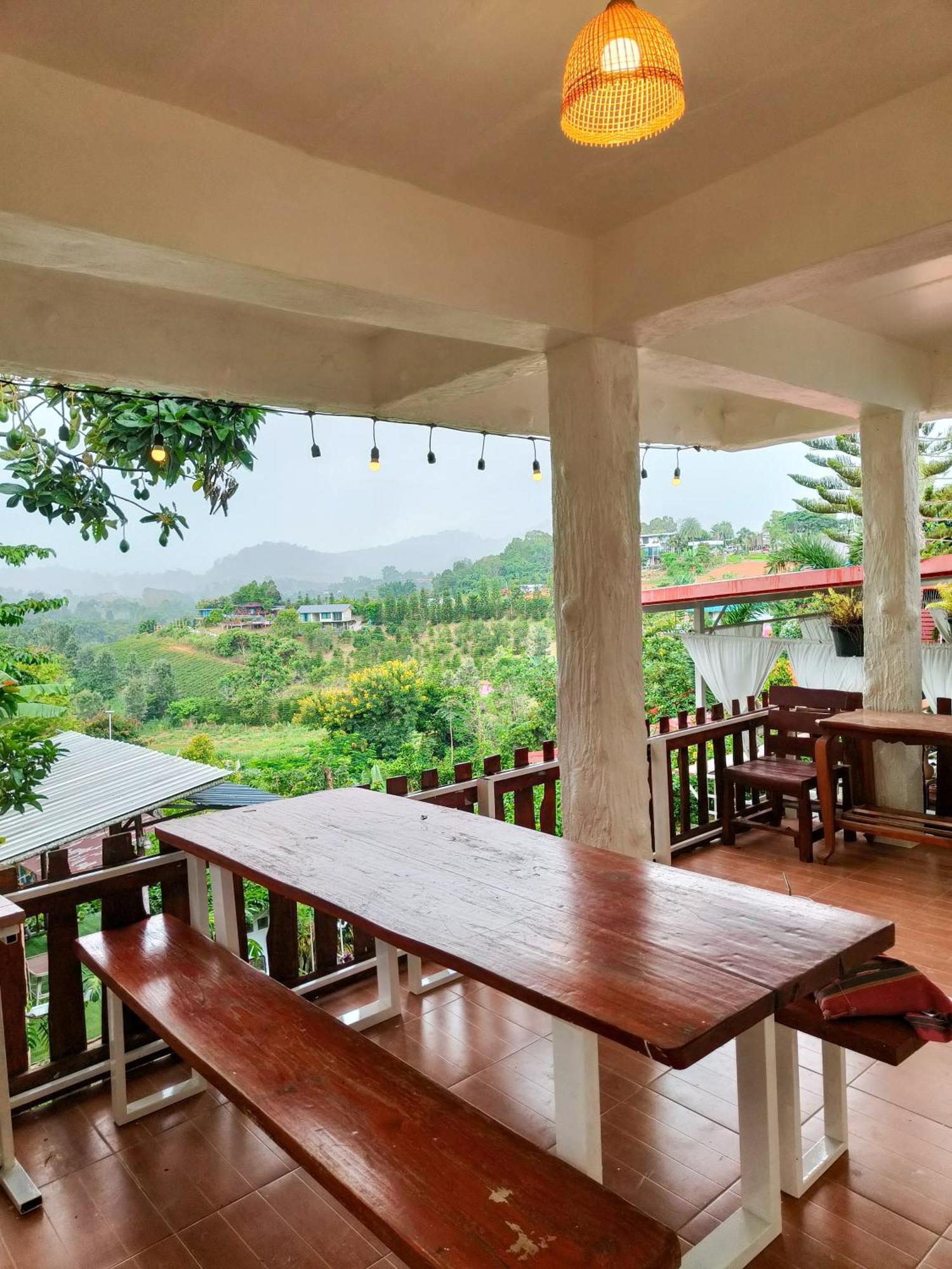 บ้านสุขอรุณ Baan Sook A Roon Khaokho Resort