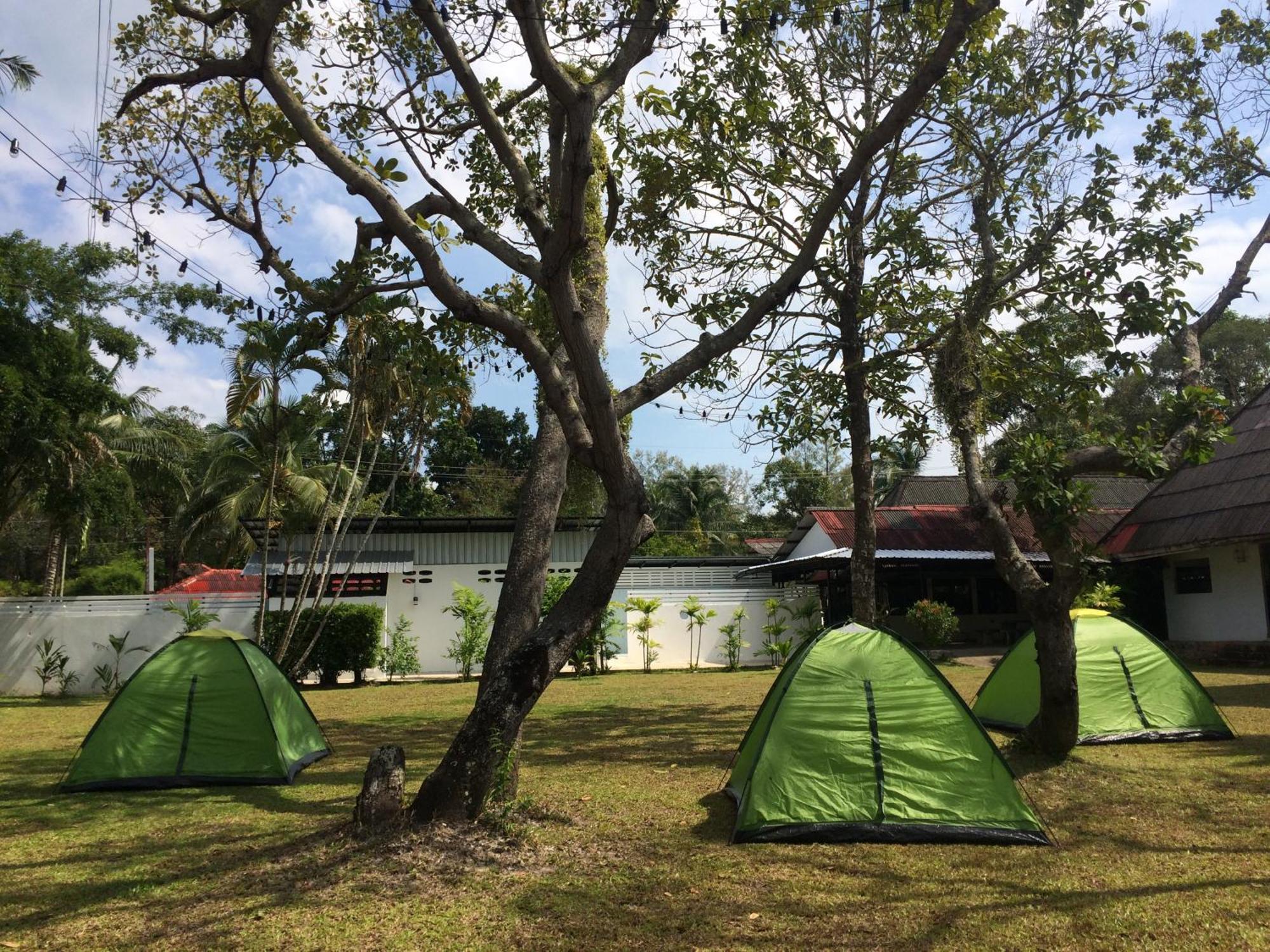 Hotel Laytrang Pakmeng Marina And 2*