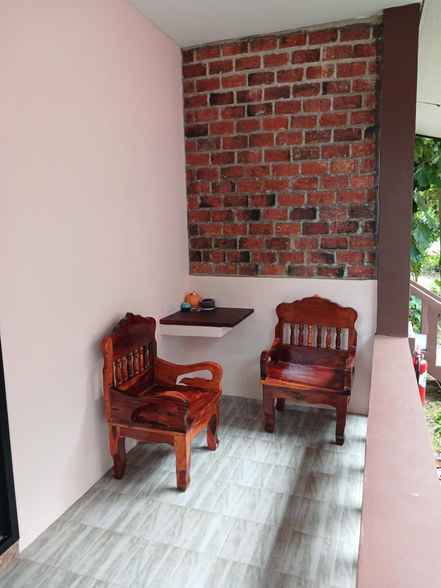 Baan Long