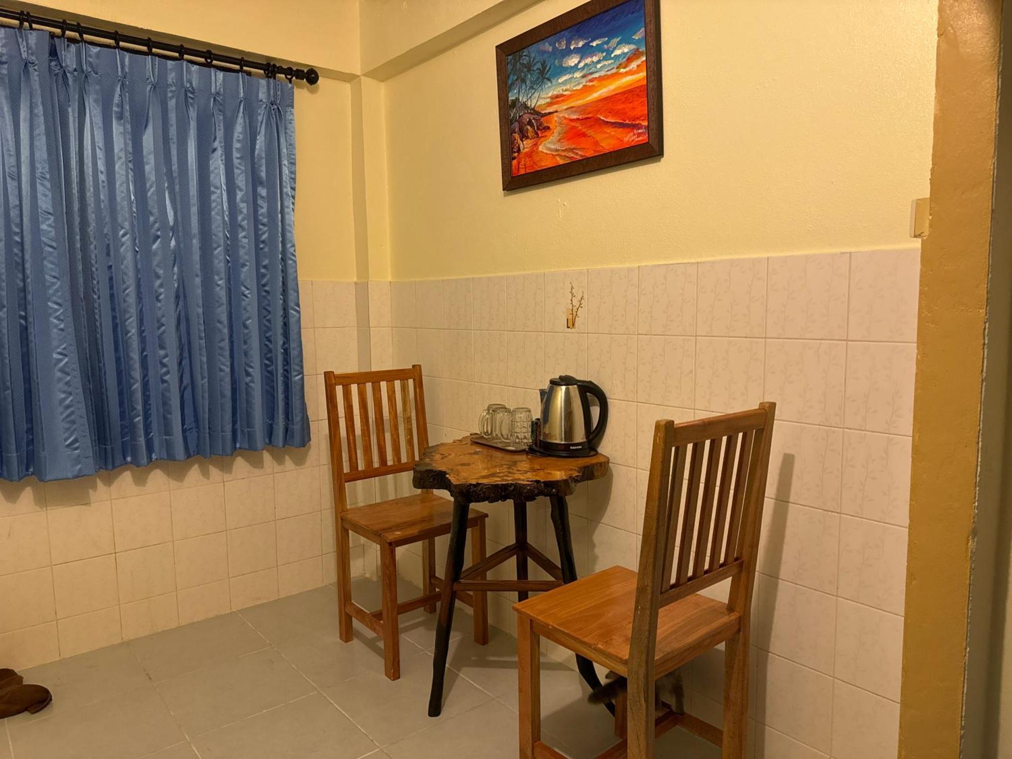 Guest house Baan Klong House