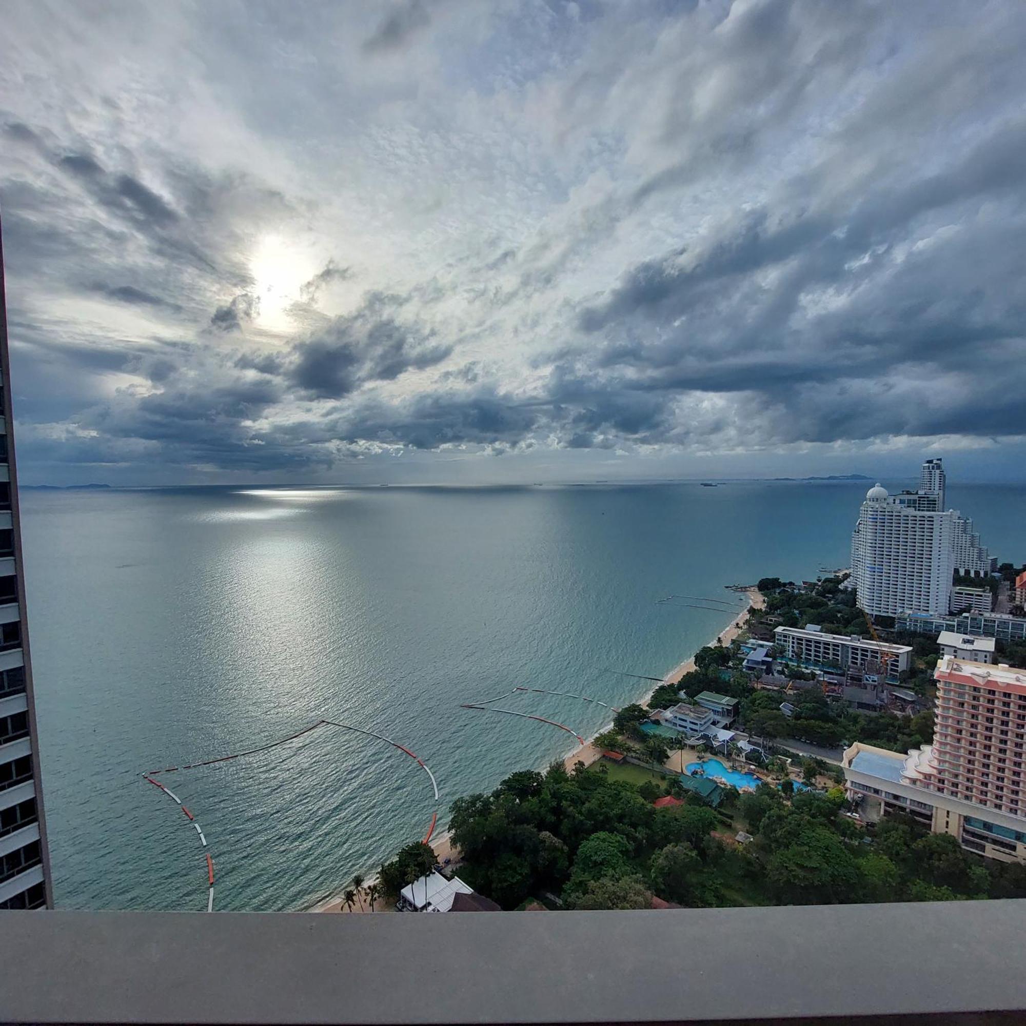 Apartment Sea View In