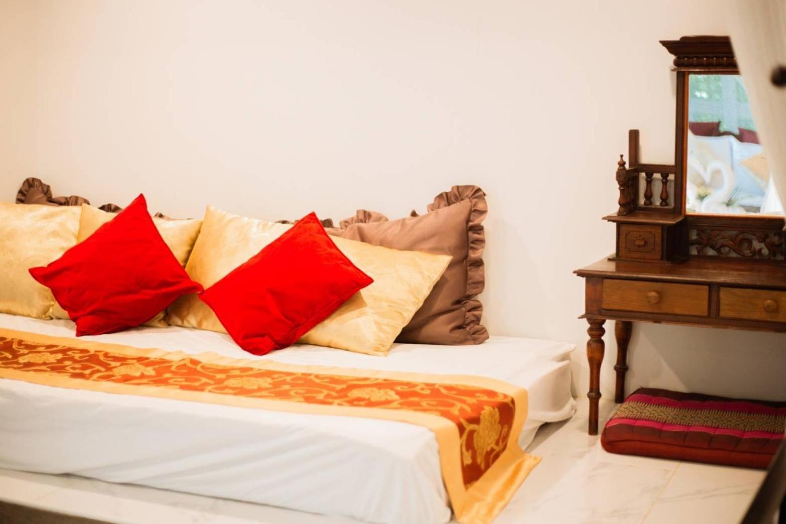 Resort The Antique Riverside 2*