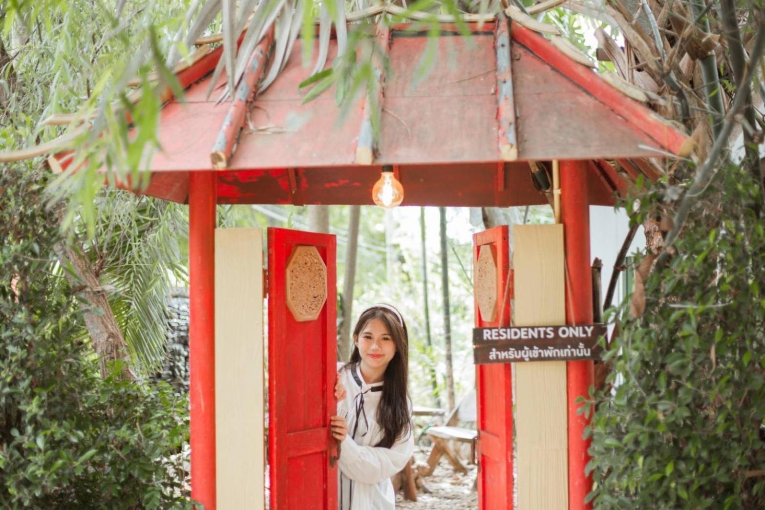 The Antique Riverside