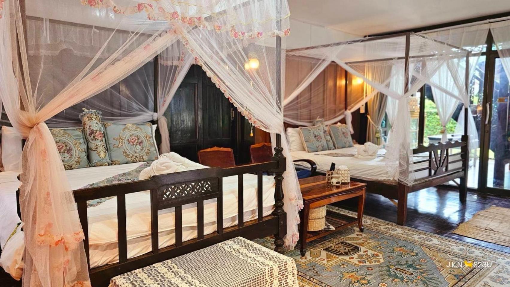 Resort The Antique Riverside