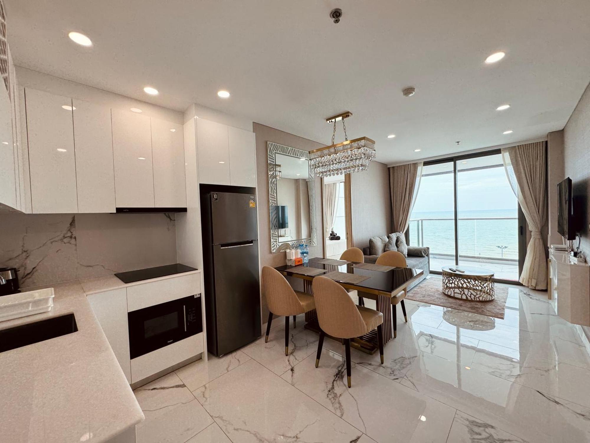 Copacabana Luxury & Yahaha * Jomtien Beach