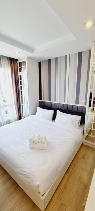 Cosy Seaview Room, High Floor, Free Netflix *