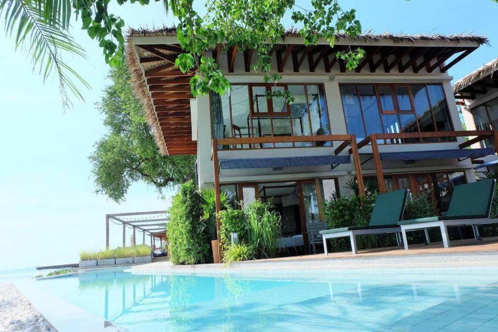 Hotel Tamarina Bed & Beyond