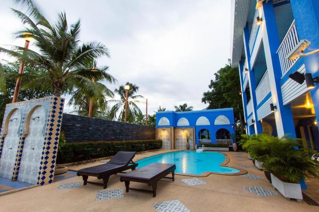 Resort Pearl By The Sea