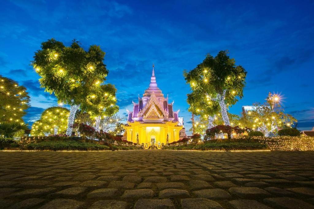 Ban Bua And Resort Khon Kaen
