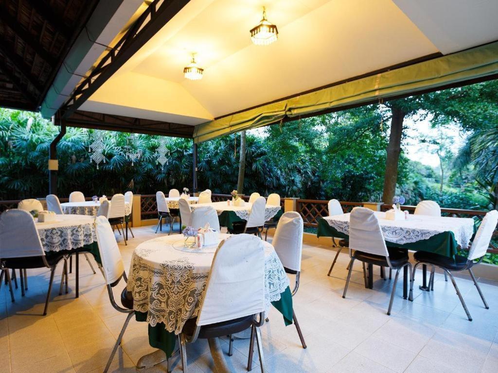 Mohn Fah Sai Resort