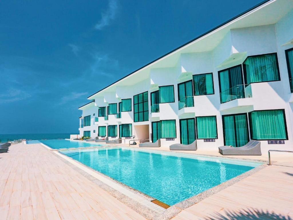 Resort Rattana Pura