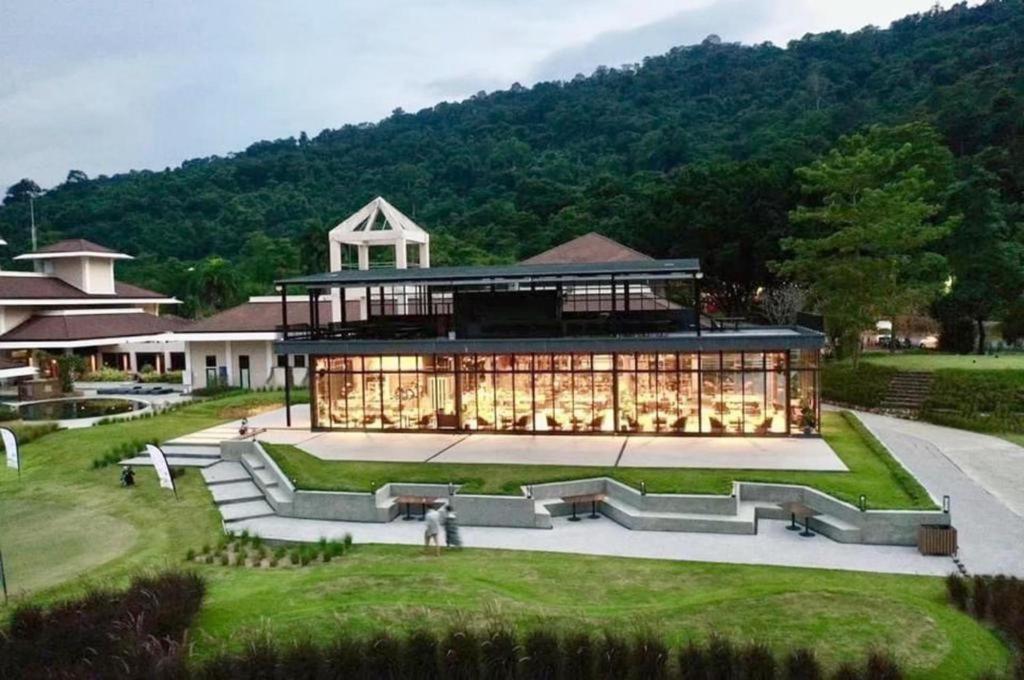 Royal Hills Golf And Resort Nakhon Nayok