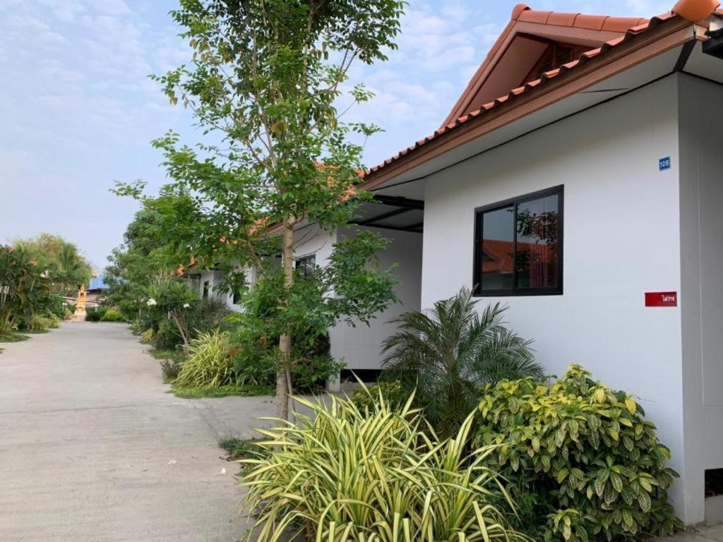 Resort Garden