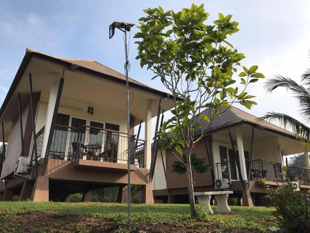 Tipparika Riverview - Adult Only Resort Hat Yai