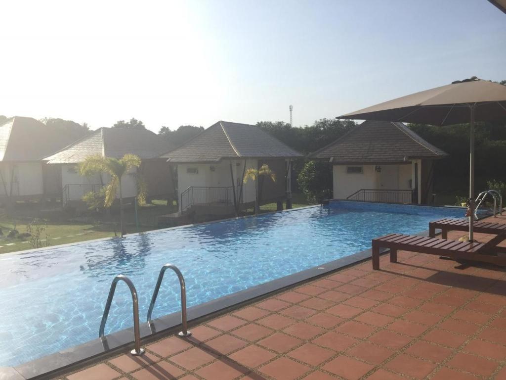 Tipparika Riverview - Adult Only Hat Yai