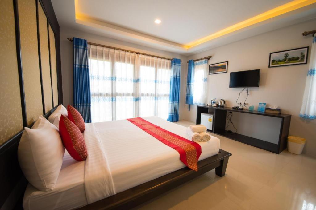 Poochommhok Resort Sangkhla Buri