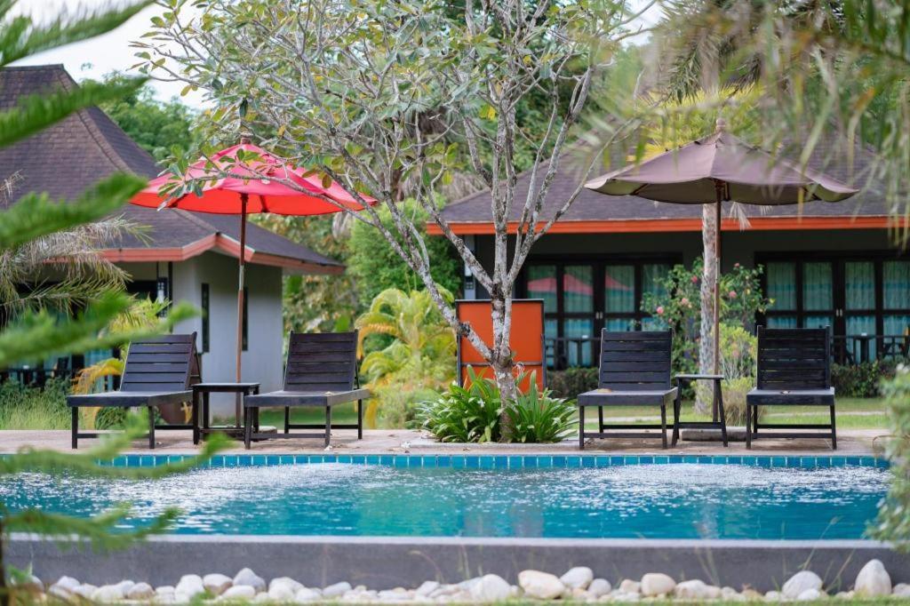 Poochommhok Resort 2*