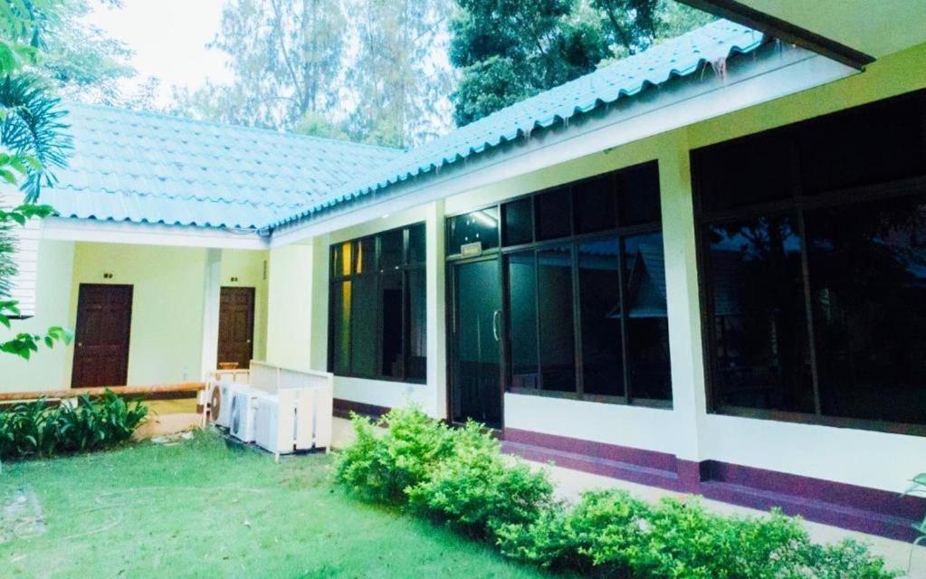 The Pine 3*