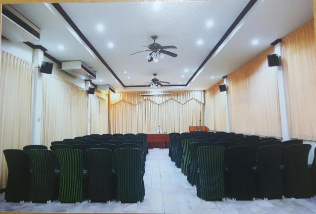 The Pine 3* Pathum Thani