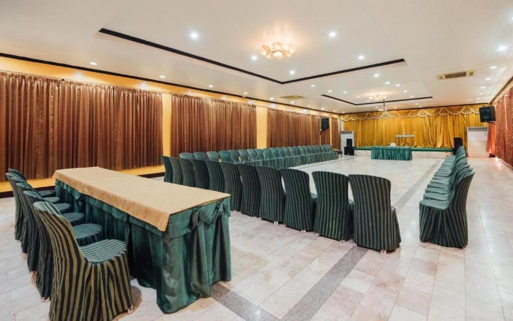 Resort The Pine Pathum Thani