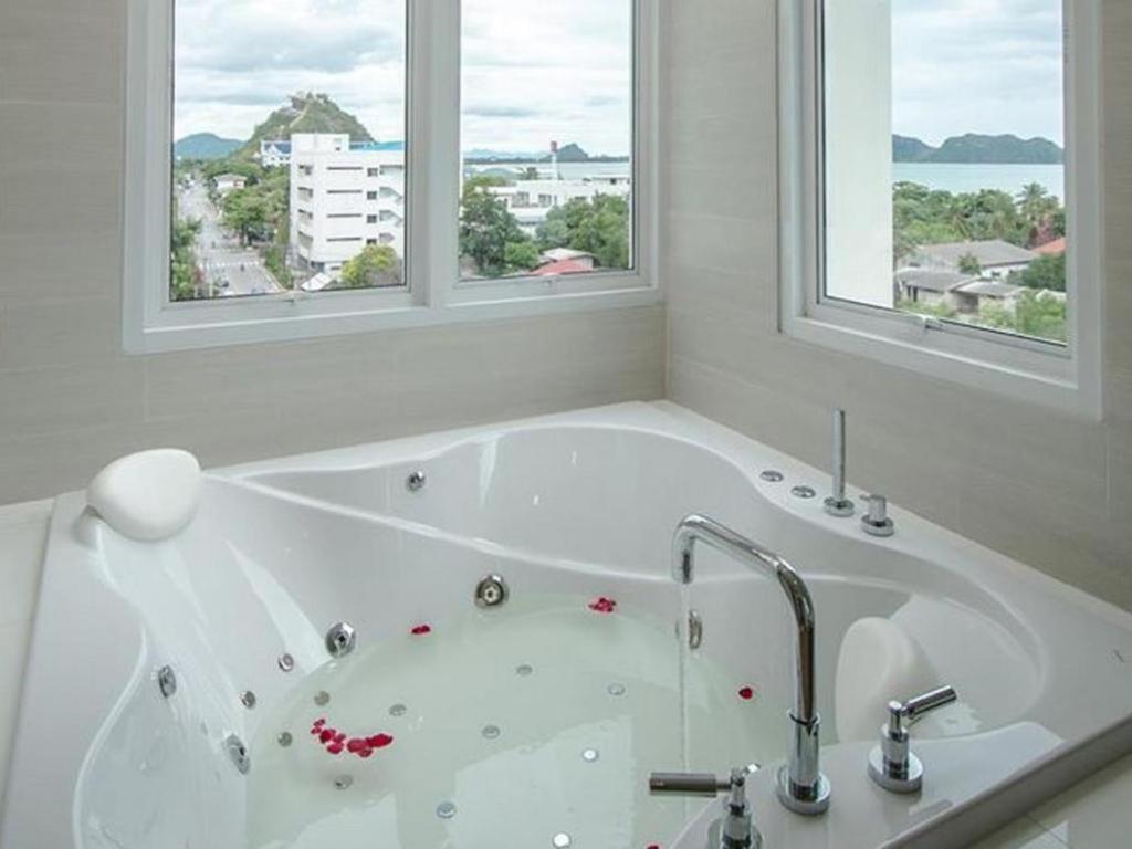 Prachuap Grand