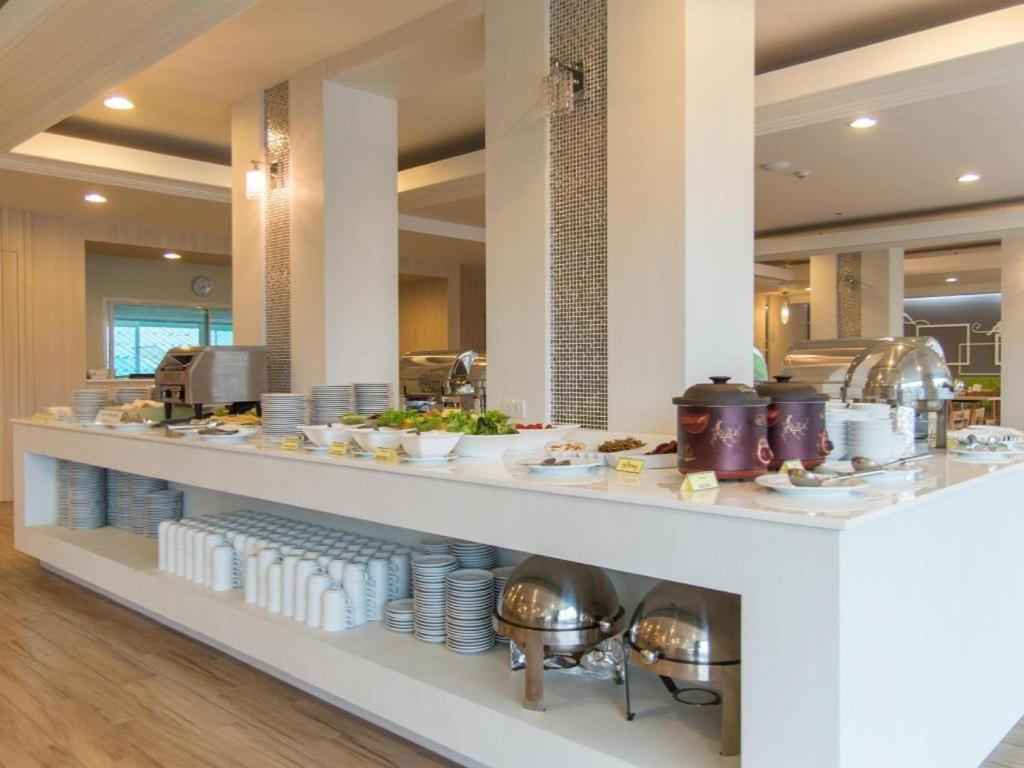 Hotel Prachuap Grand