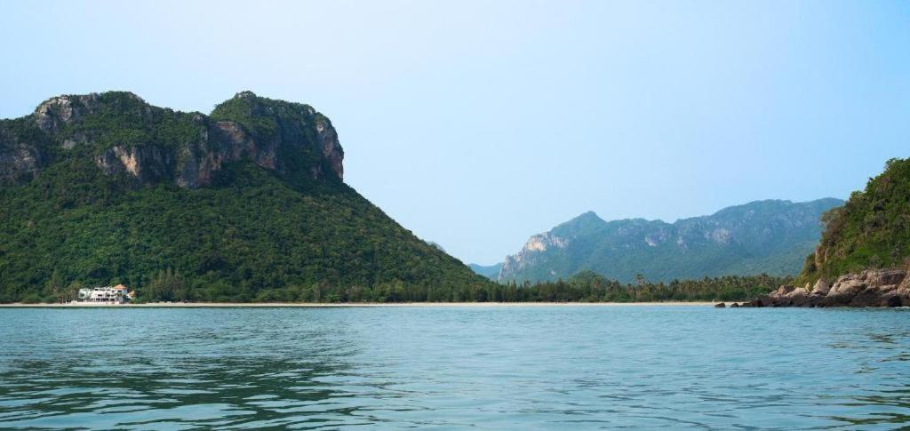 Hansar Pranburi 3*