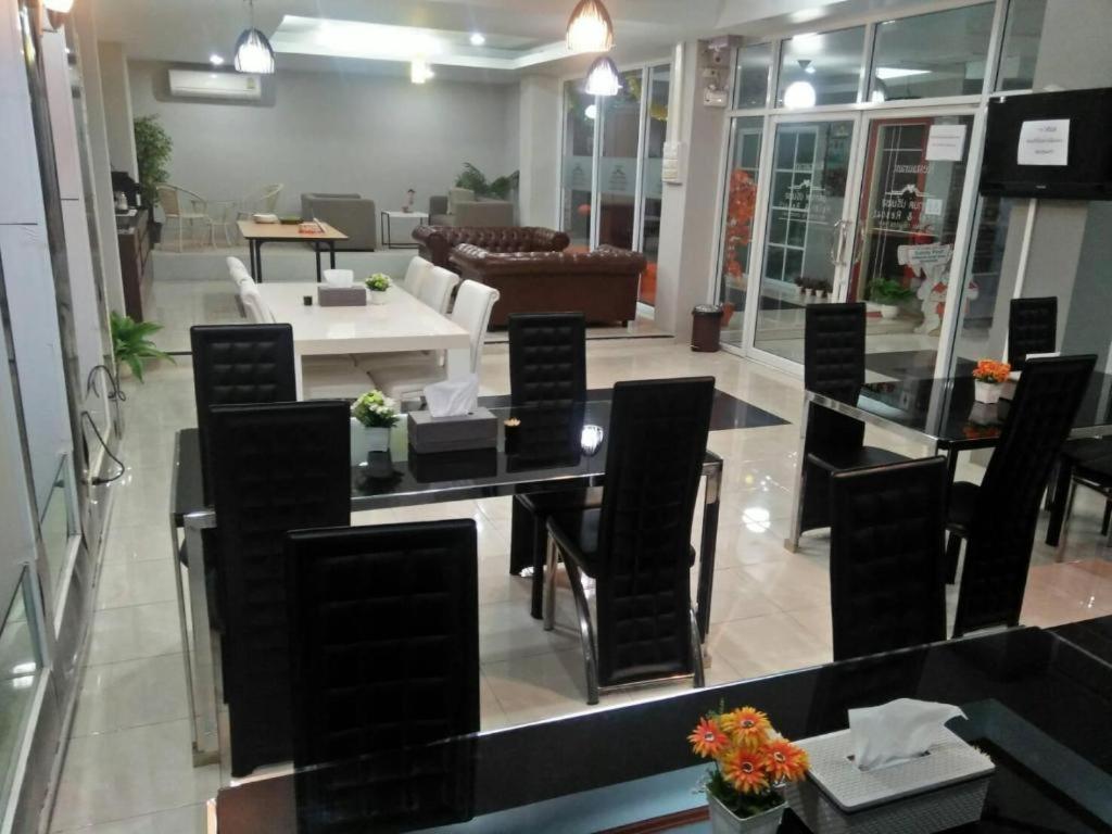 Atikarn Princess & Hotel