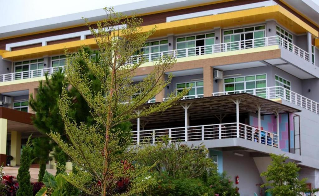 Breeze Hill Resort Khao Kho