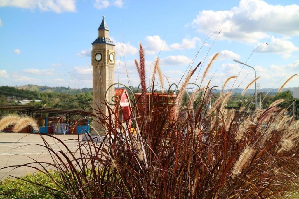 Breeze Hill Resort