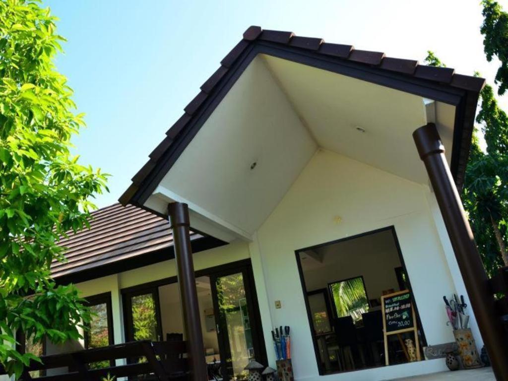 Resort Baan Suan Nuan Ta