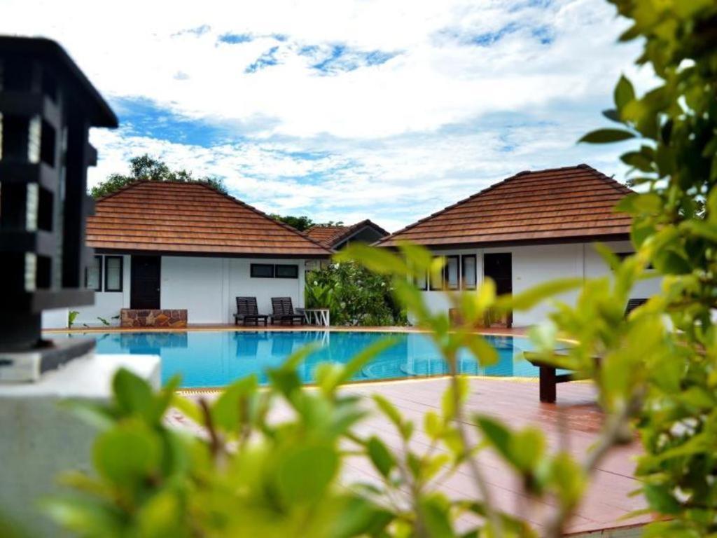 Resort Baan Suan Nuan Ta Samut Songkhram