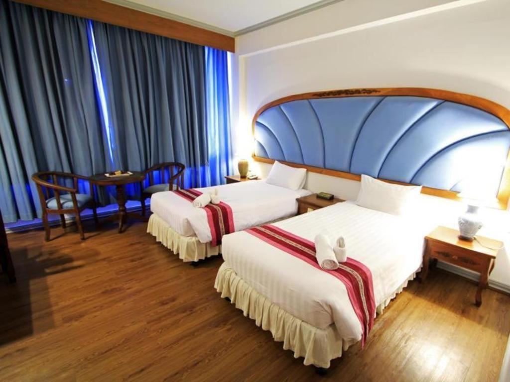 Thepnakorn Hotel