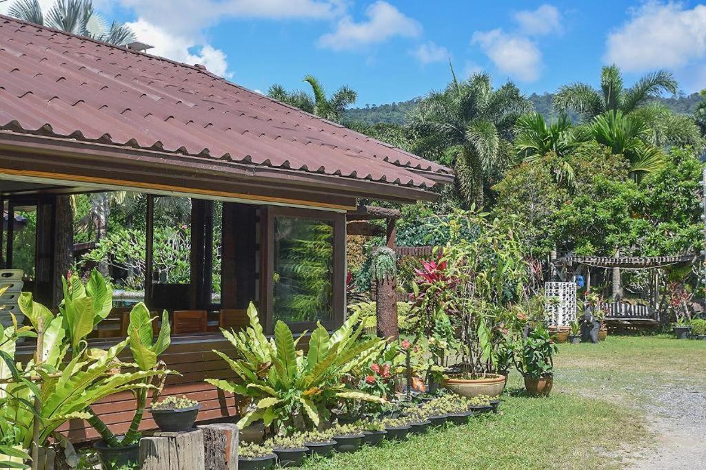 Nicslongstay Resort 3*
