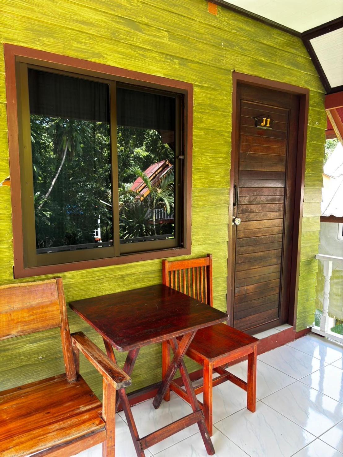Resort Khao Sok Jungle Huts Khao Sok National Park