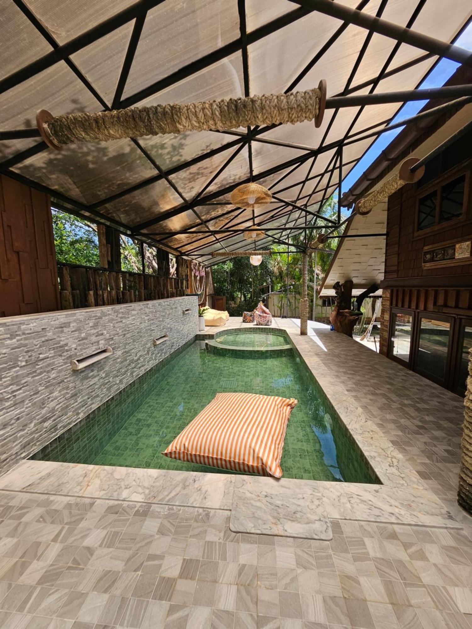 Suankaew Art Hotel