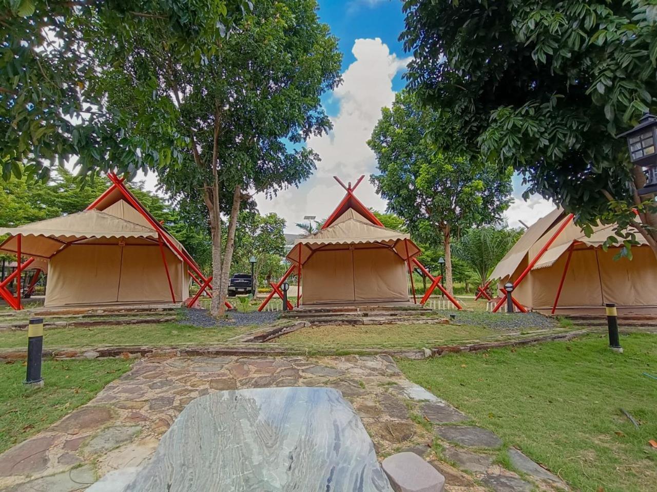 Tayama Farm Khaoyai * Nakhon Ratchasima