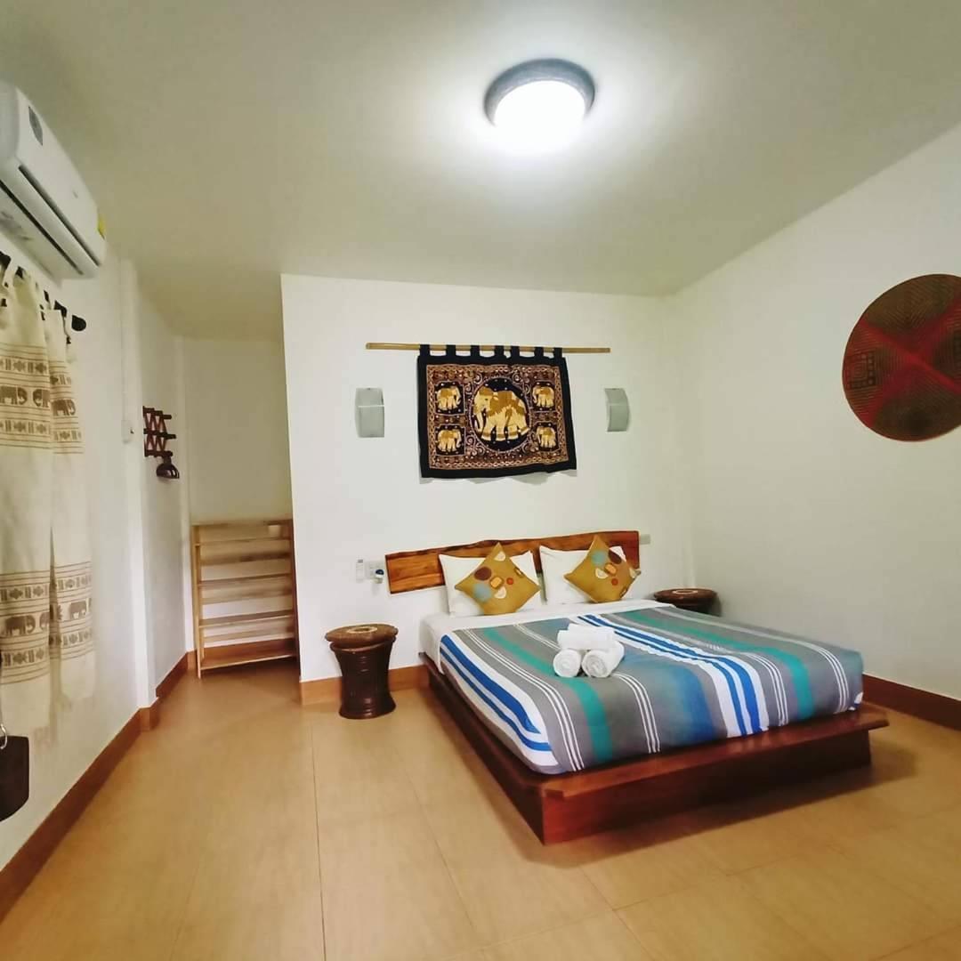 Guest house Holiday *