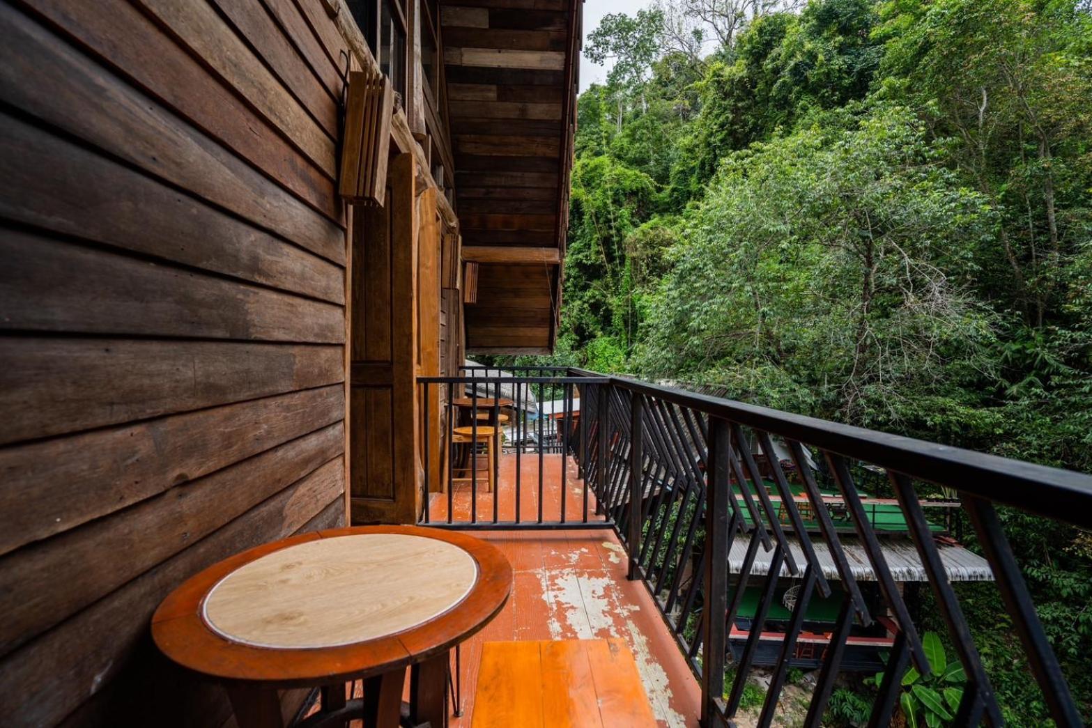 ไชยพล หมู่บ้านแม่กำปอง Farm stay