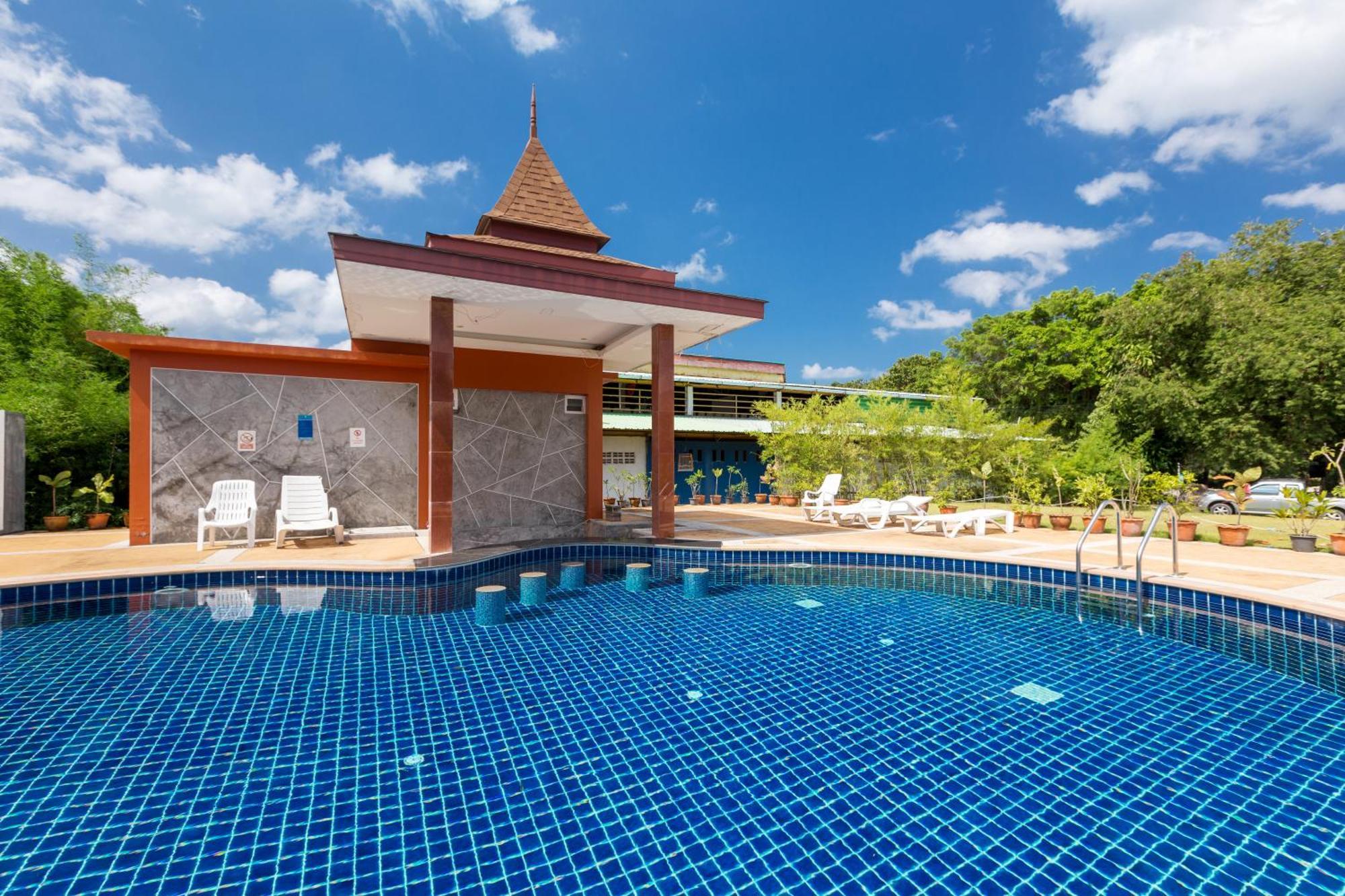 Diamond Place Hotel 3*