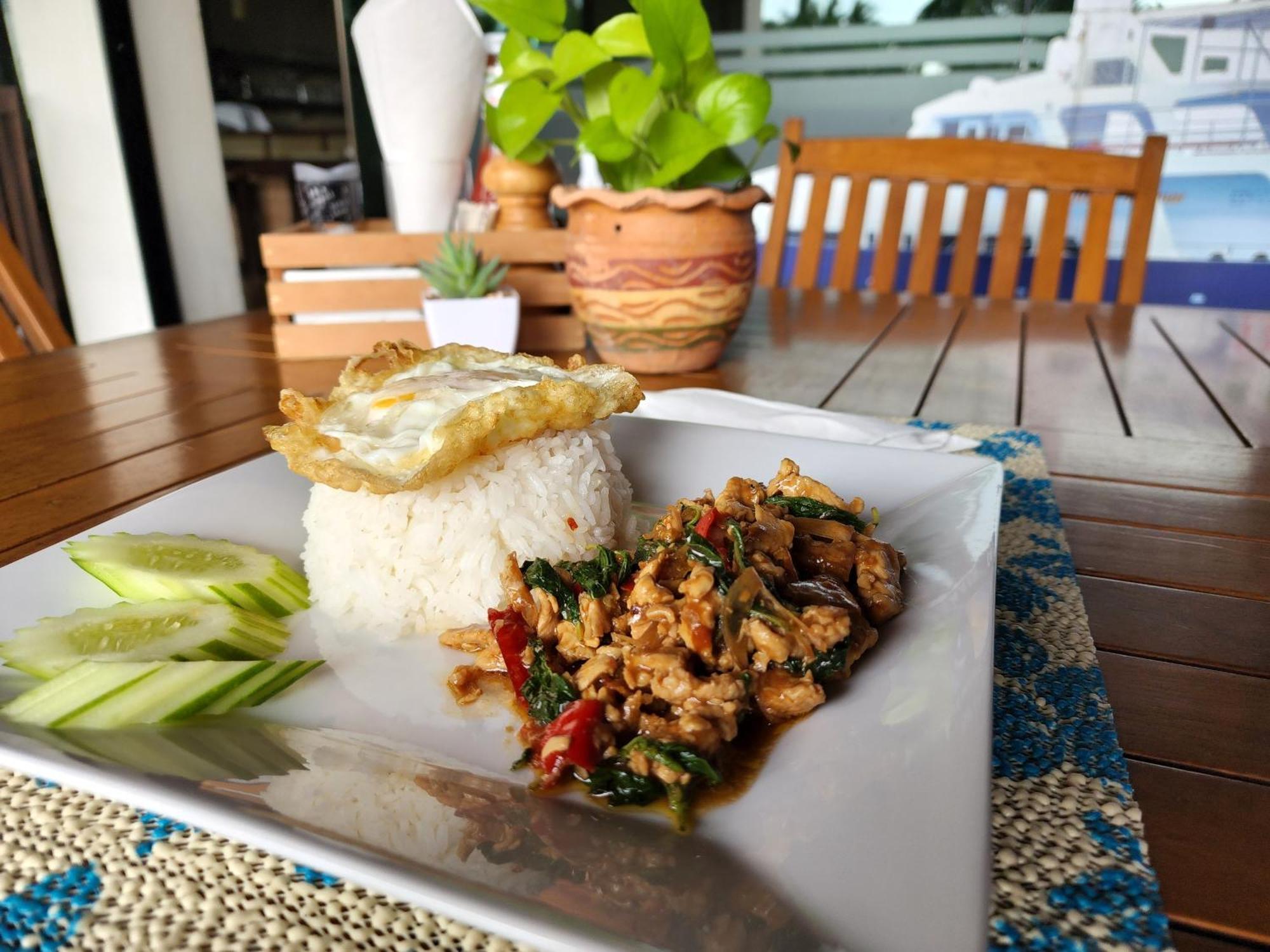 Lanta Mermaid Boutique House Resort