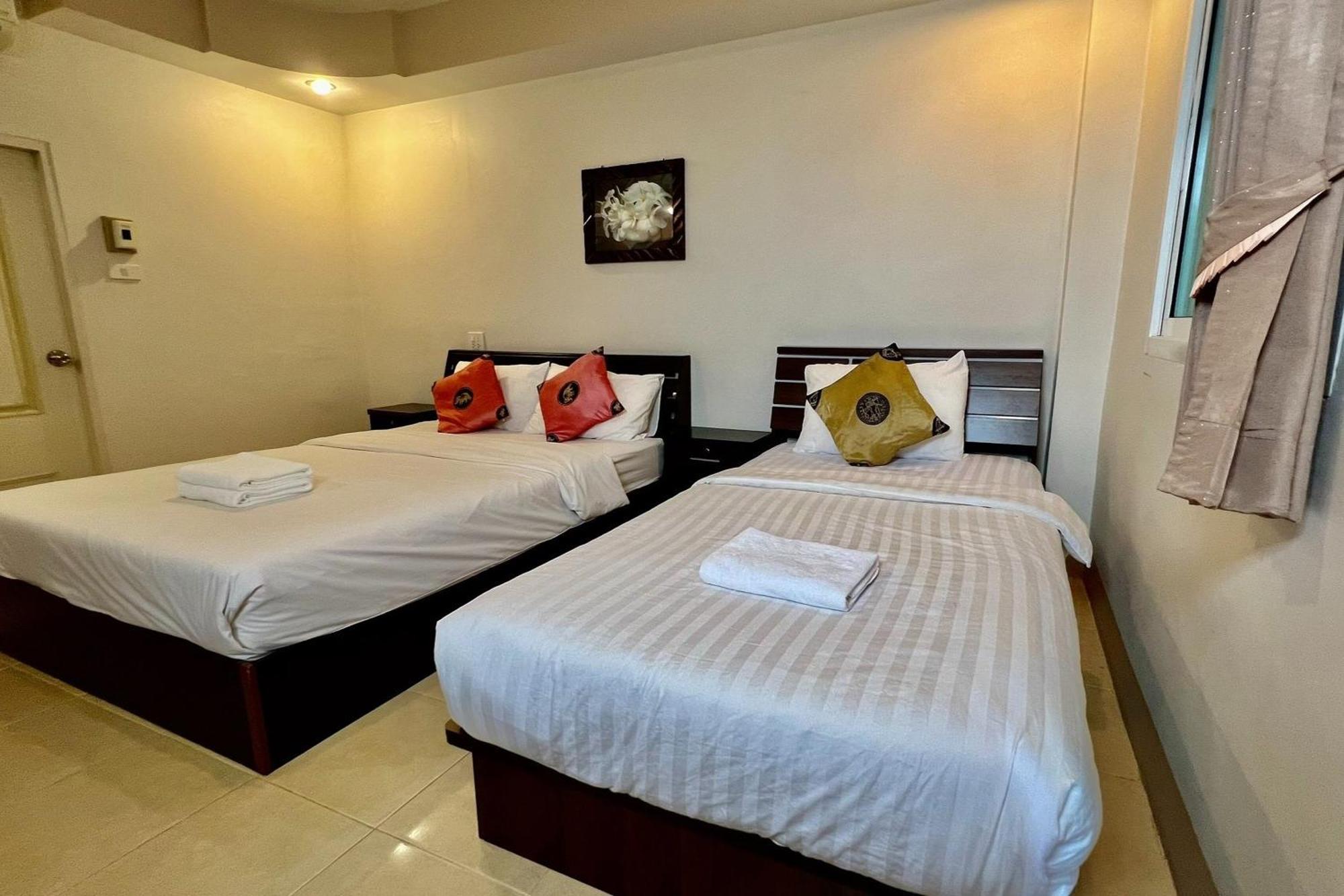 Guest house Thara Place 2*